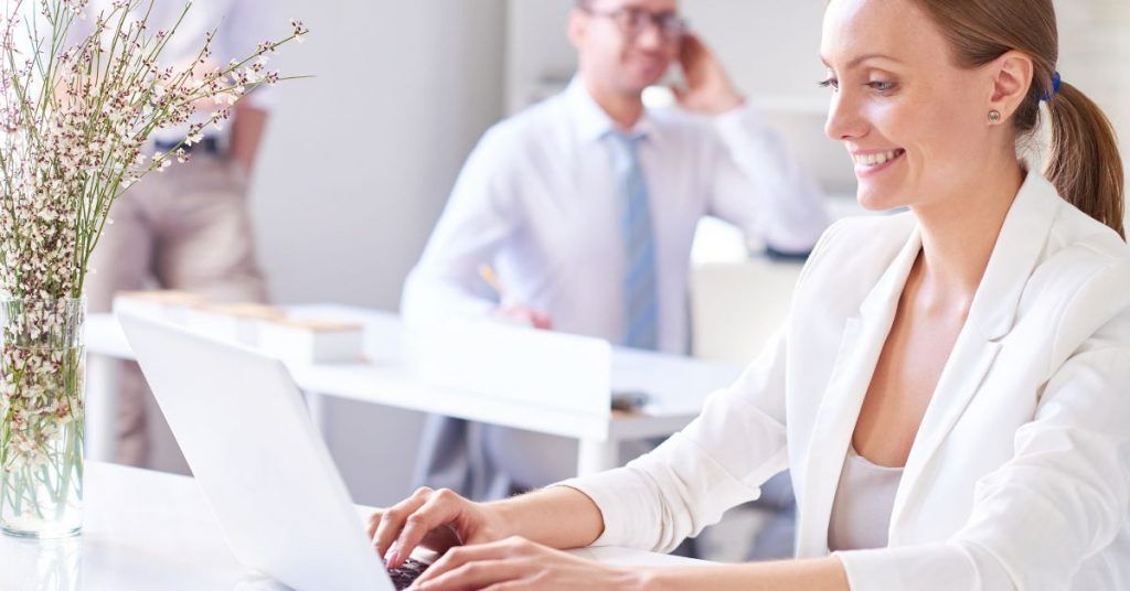comunicacion-interna-efectiva-empresas-recursos-humanos-experience-wiser