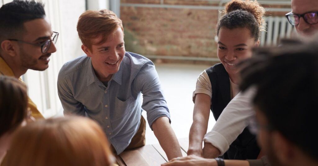 cultura empresarial liderazgo recursos humanos fidelizar empleados